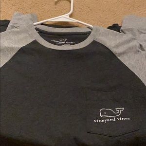 Vineyard vines tee
